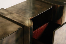 Load image into Gallery viewer, Carvel cabinet