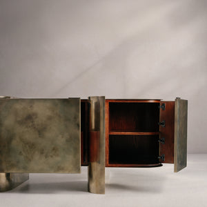 Carvel cabinet