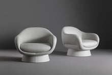 Load image into Gallery viewer, Boolean armchair with covered base