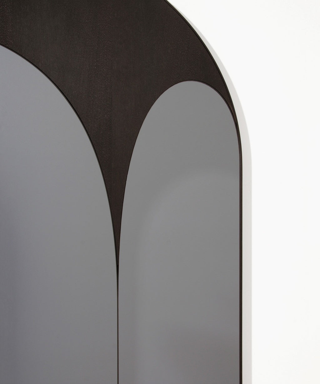 Svale mirror
